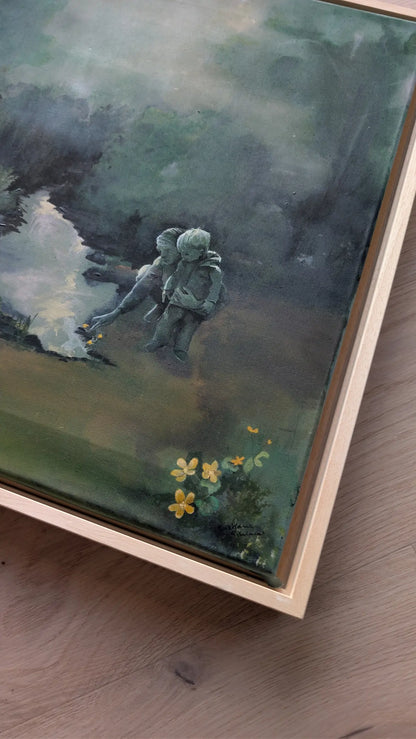 detalj av innrammet kunsverk. Grønt motiv fra skogen